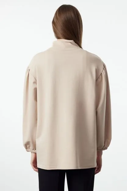 Embroidered Pocket Detailed Sweatshirt