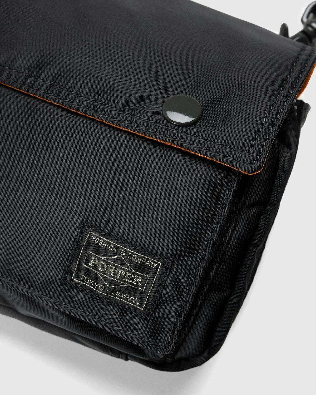 Porter-Yoshida & Co. – Tanker Clip Shoulder Bag Black | Highsnobiety Shop